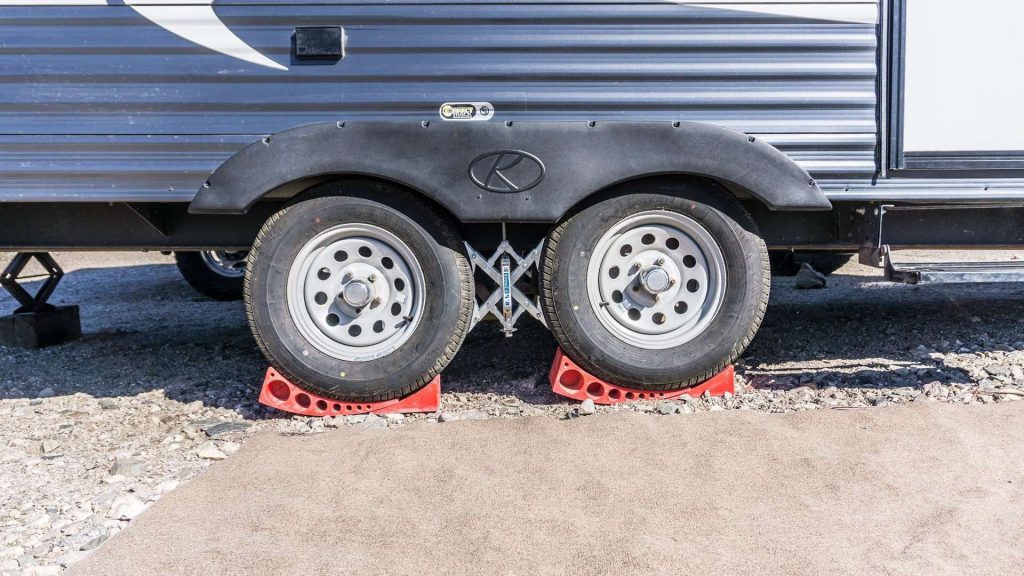 How Do You Keep Tires from Dry Rotting  