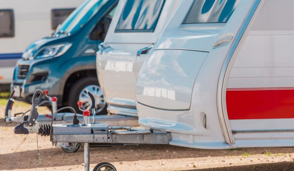 Outside Trailer Storage Facilty should be clean and well-maintained